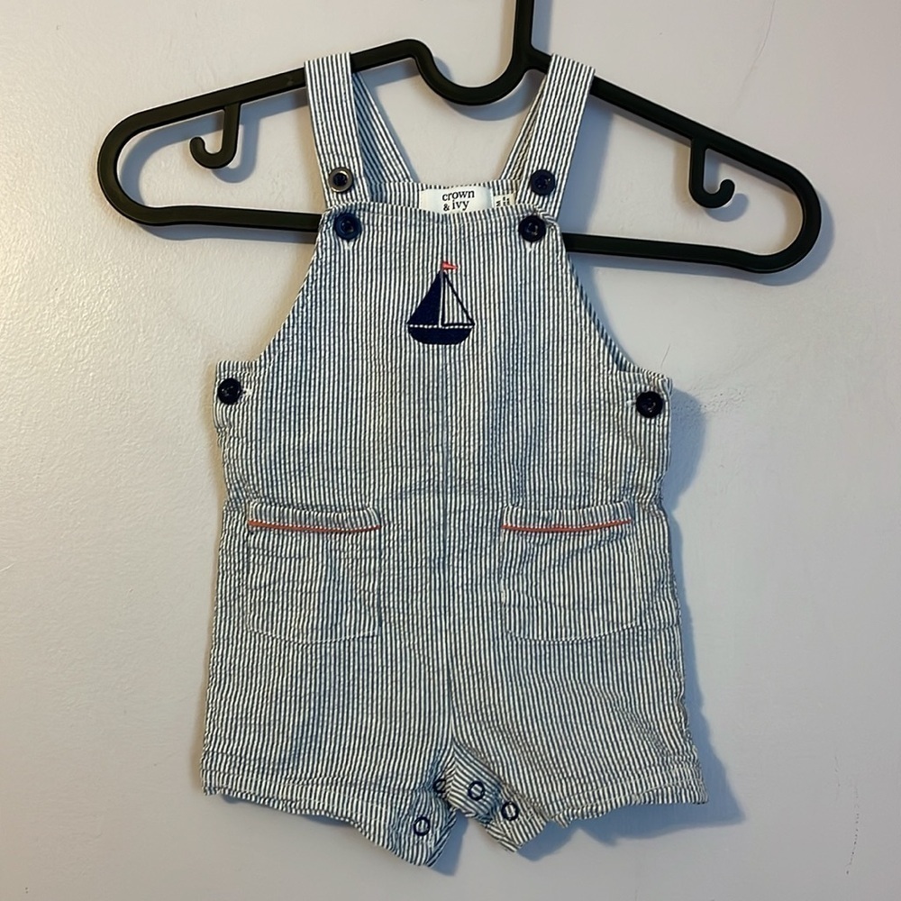 Crown and Ivy Baby Seersucker Striped Sailboat Embroidered Romper size 9M